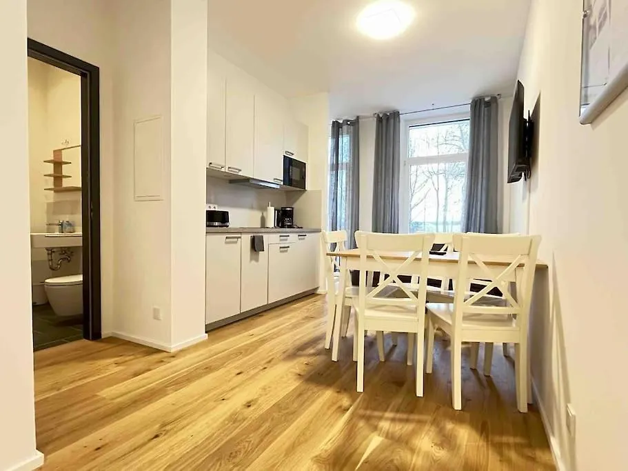 Am1013 - Moderne Monteur Oder Ferienwohnung Mit Terasse Amberg